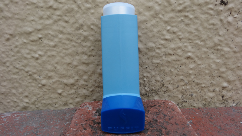Illustration for article titled Puffit Vaporizer Review: Vaporized Discretion at the Cost of Good Taste